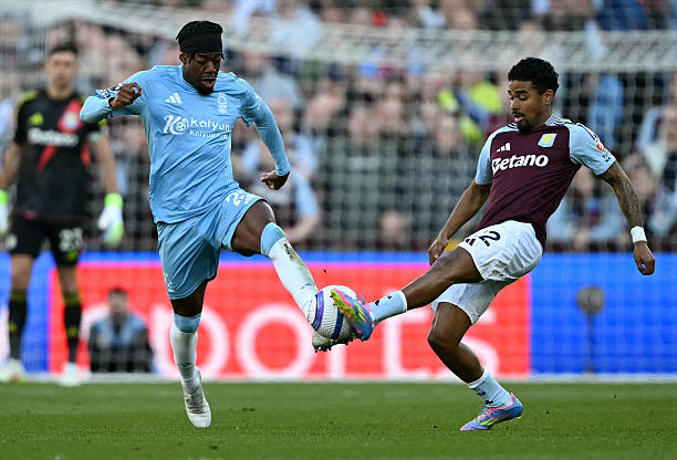 名影响深远 名影响深远