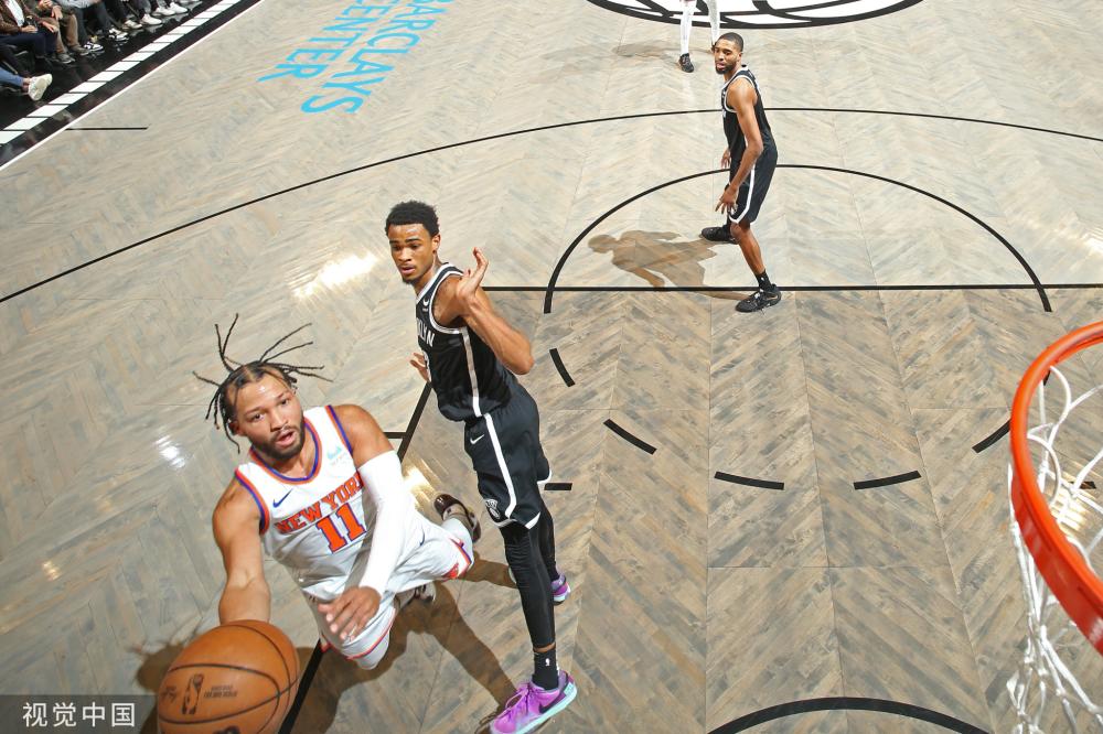 上万的球迷 上万的球迷